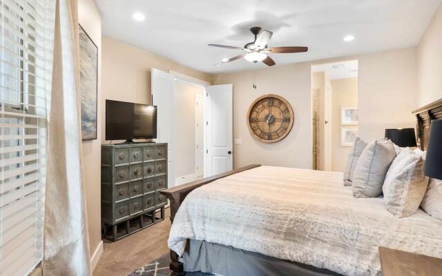 Desert Oasis by RedAwning