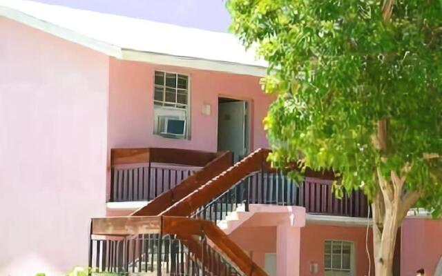 Orchard Garden Hotel & Suites