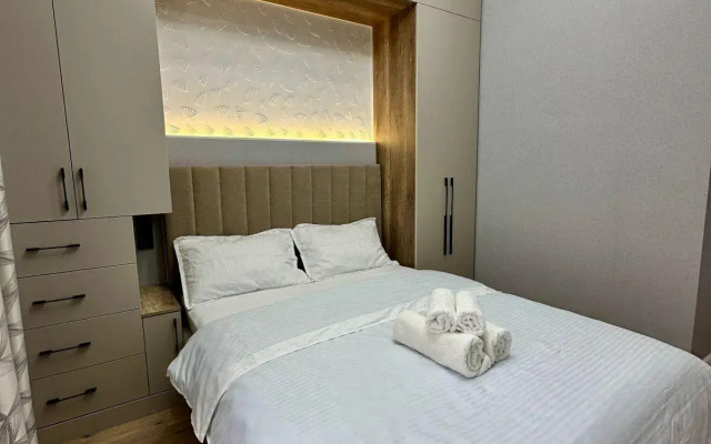 Apartments on 52/5 Turan Avenue