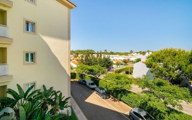 Vilamoura Family Apartment
