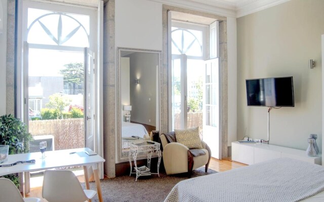 Apartment With one Bedroom in Porto, With Wonderful City View, Balcony and Wifi