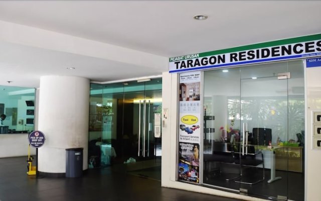 Greensward Suites At Taragon