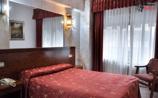 Hotel Aragon