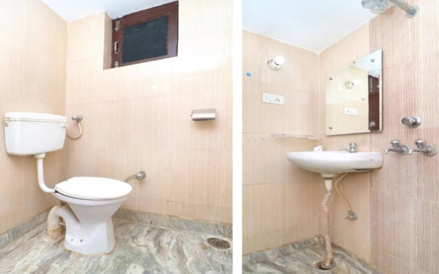 Hotel Rr Villa By OYO Rooms