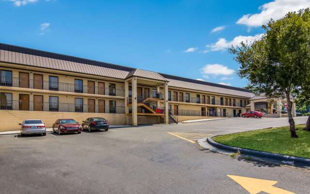 Americas Best Value Inn Wadesboro