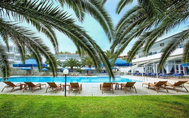 Xenios Port Marina Hotel