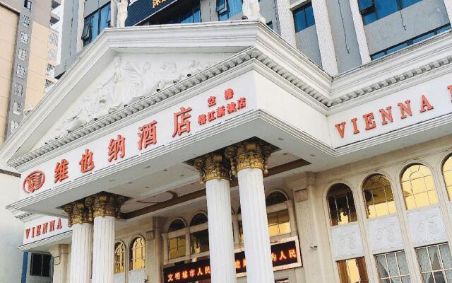 Vienna Hotel Jieyang Rongjiang New City