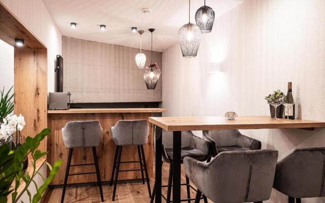 Cabin8 Alpine Flair Apartments