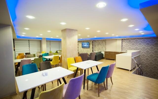 Yedi Kapi Otel