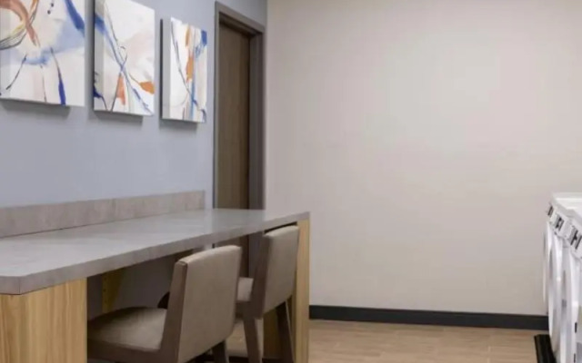 Candlewood Suites West Memphis