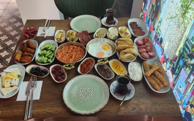 Taksim Bosphorus Hotel