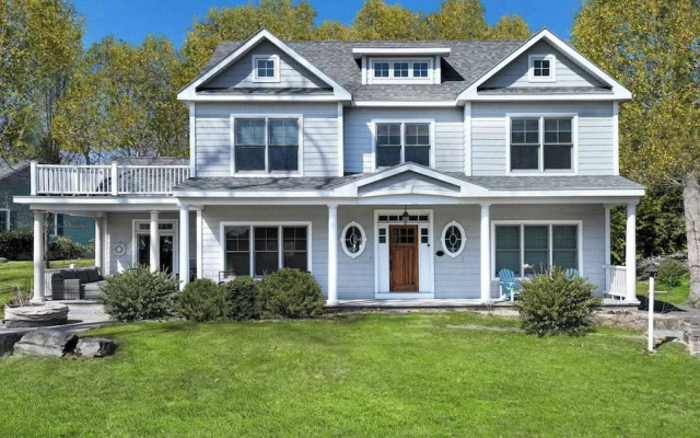 Stunning 5 Bdr, Walk to York Harbor Beach!