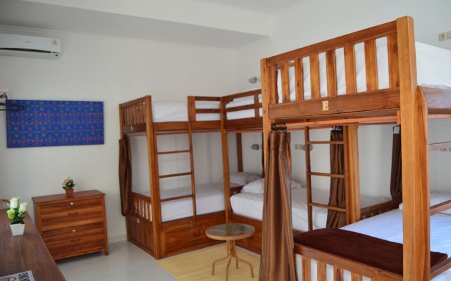 Askara Guest House - Hostel