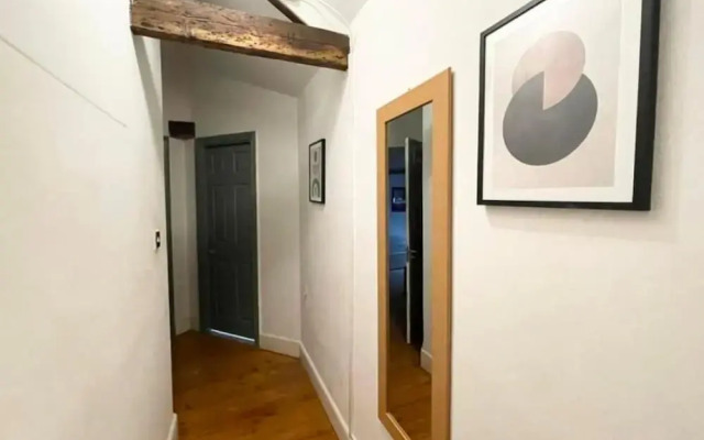 City Centre 2bed Apartment Wi-fi Parking