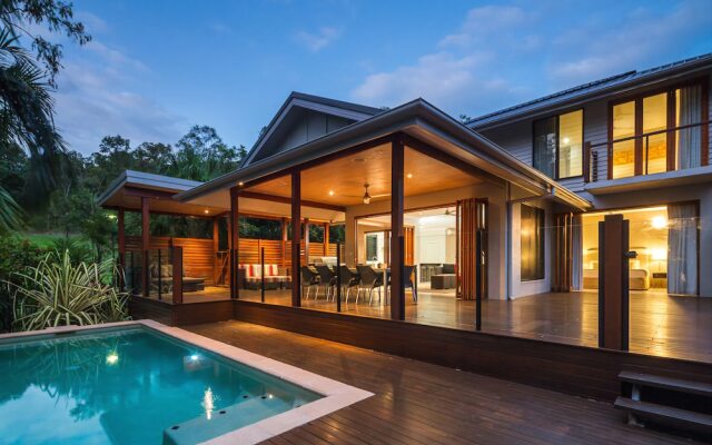 Trito Oceans Edge Luxury House