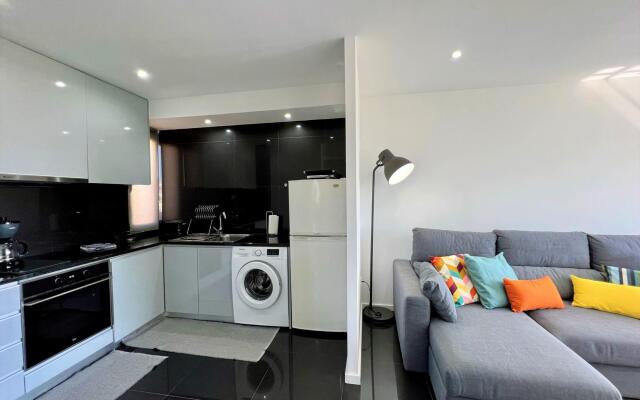 Albufeira Central 2 by Homing