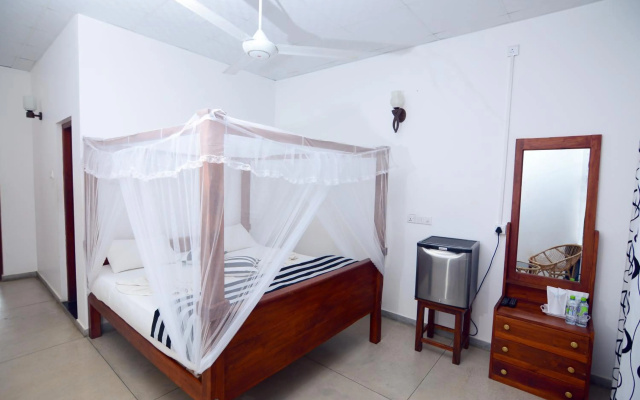 Hotel City Grand Ella