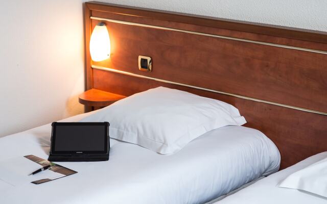 Brit Hotel Angers Parc Expo - L'Acropole