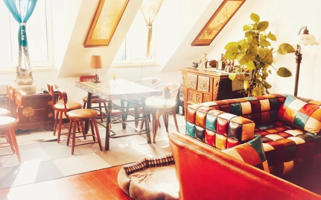 Yolo House