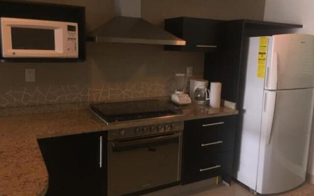 Bay View Grand Marina Condo 1004s