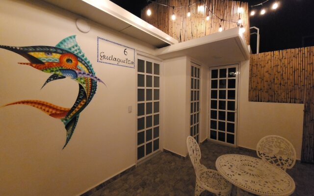 Hostal Guelaguetza Danza de la Pluma