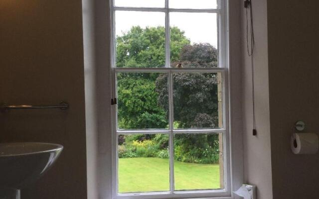 The Old Vicarage at Oakridge
