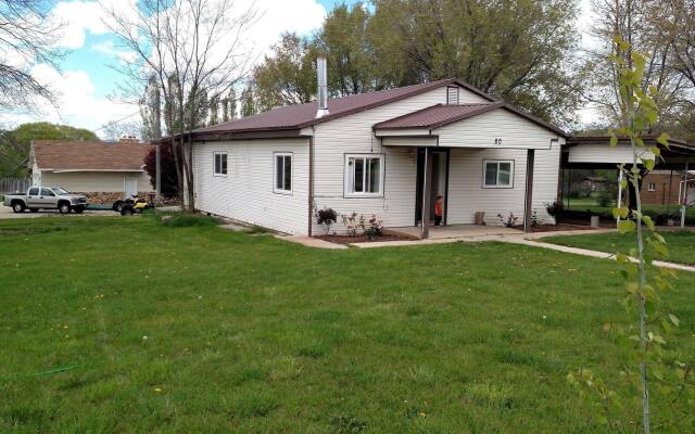 Bryce Valley Lodging