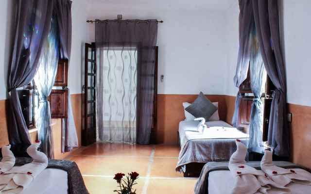 Le Pavillon Oriental