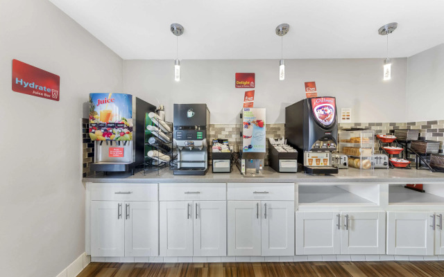 Best Western Plus Ontario Airport & Convention Center