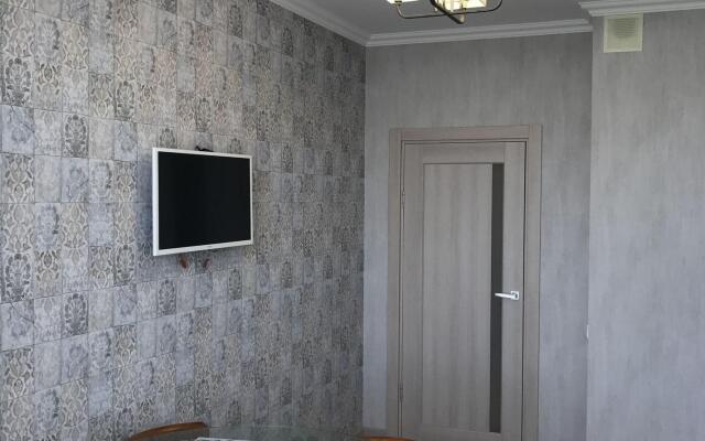 Apartments on Kurzalnaya street 9