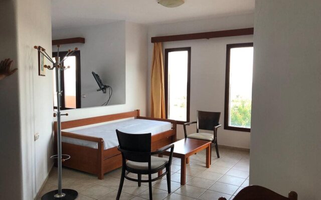 Kyma Hotel