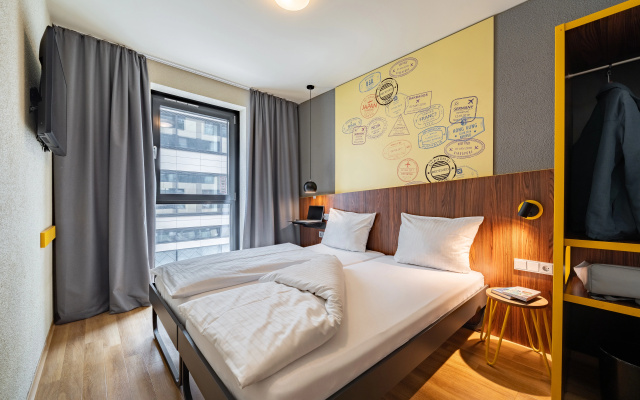 Meininger Hotel Frankfurt/Main Flughafen