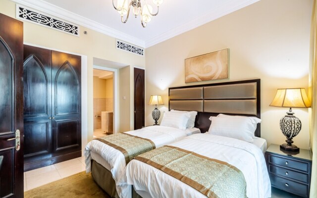 DHH - Souq Al Bahar Old Town Island