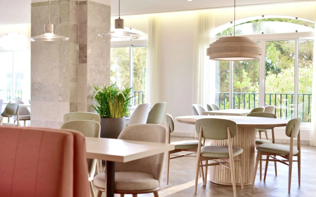 Dolce by Wyndham CampoReal Lisboa