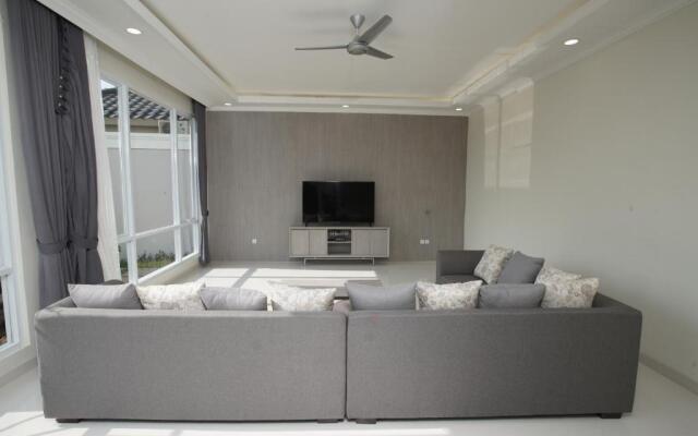 Nirvana Villas Puncak