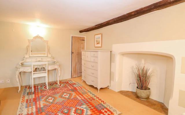 Manor Farm House