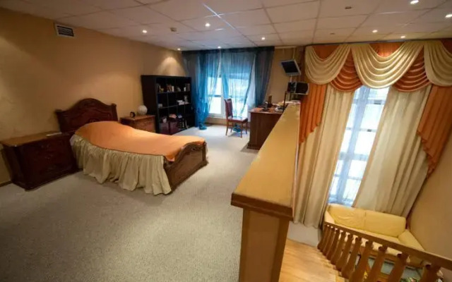 Ле Тон на проспекте Вернадского