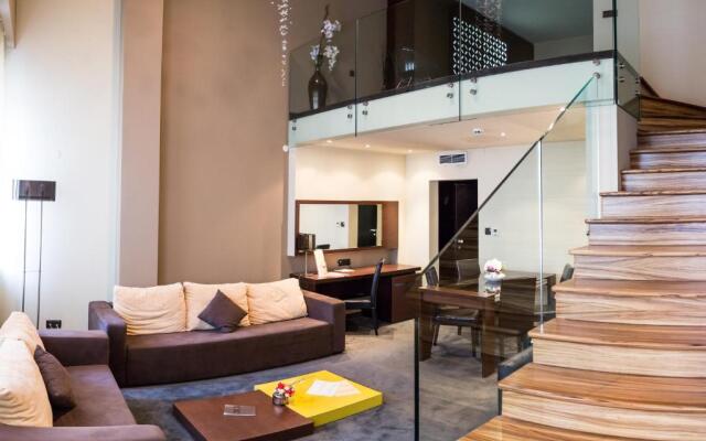 Cosmopolitan Hotel & Wellness