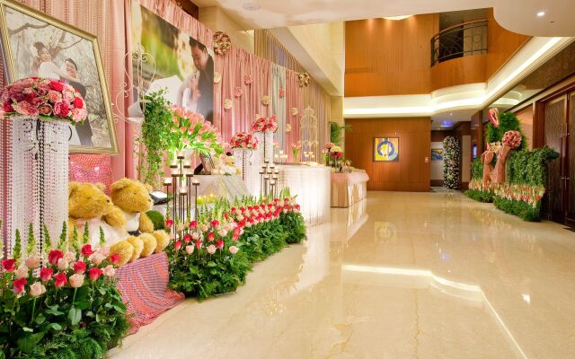 Queena Plaza Hotel Tainan