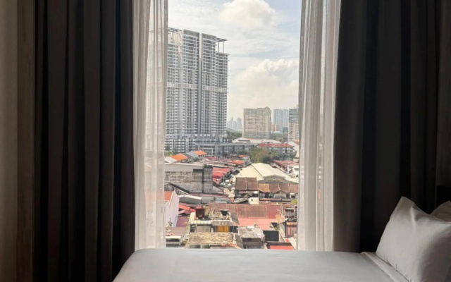 Fifth Avenue Hotel