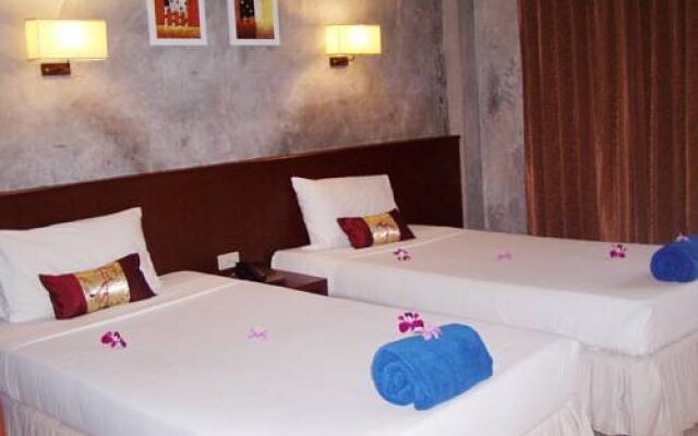 Golden Sand Beach Resort