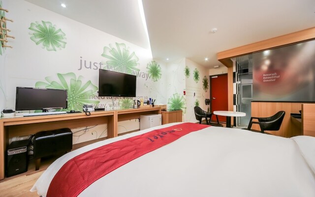 Chilgok Q Motel