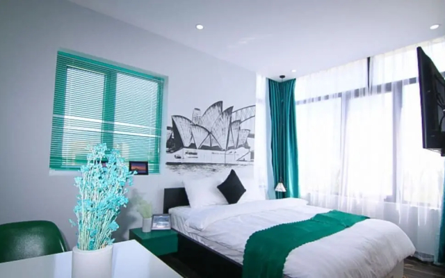 Crystal Le Apartment