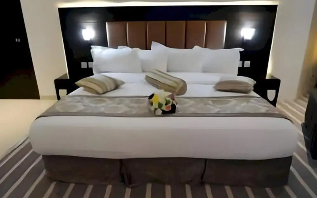 Dancenter Luxury Millennia Near King