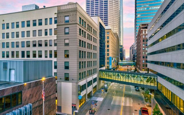 Home2 Suites by Hilton Minneapolis Downtown, MN