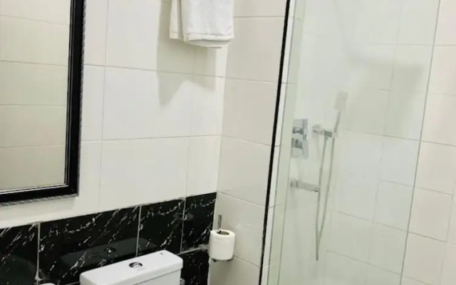 C to C Luxury Hotel and Suites