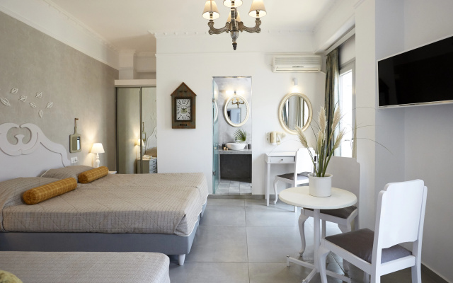 Blue Sea Hotel