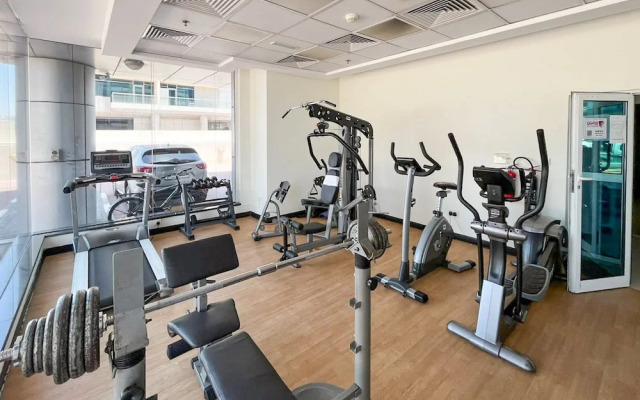 Modern 1-bed With Scenic Golf Course View