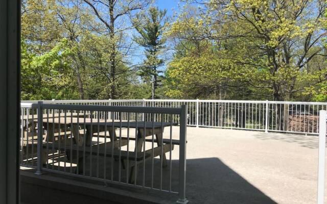 Niagara Beachfront Home