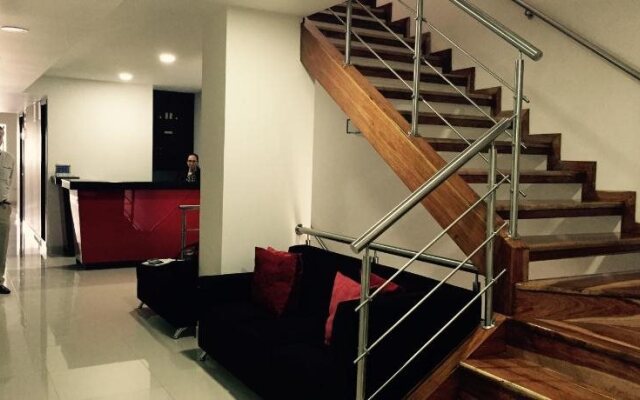 Hotel Granada Plaza